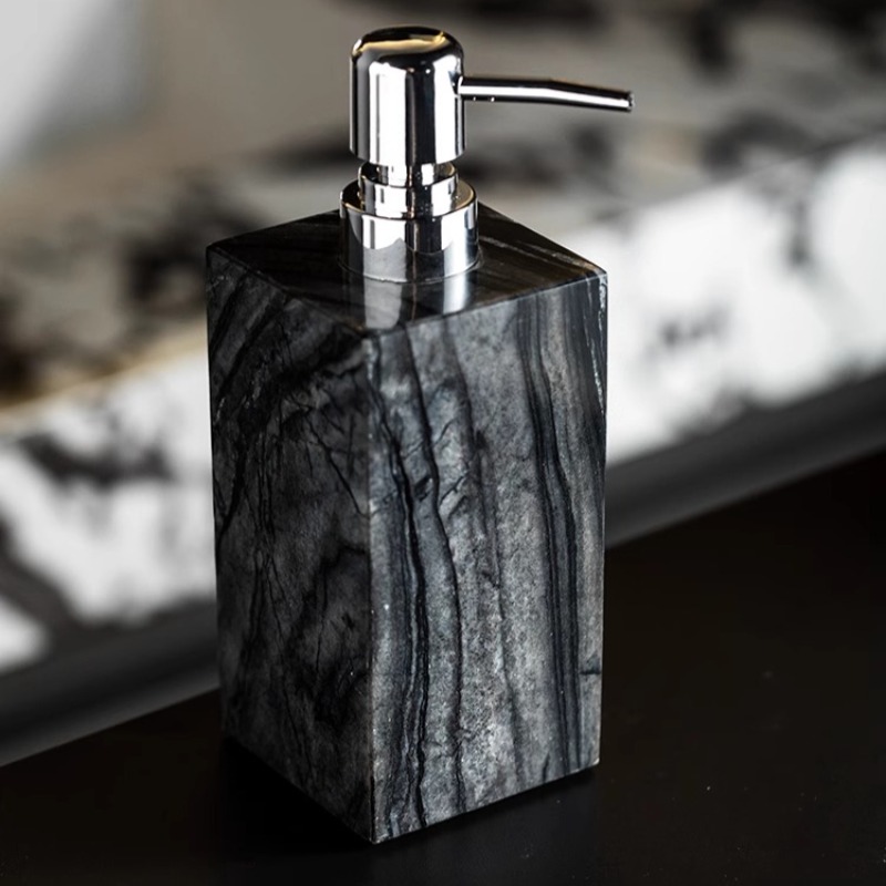 Naturalny marmurowy dozownik d – Luxury Natural Skincare recenzja i cena