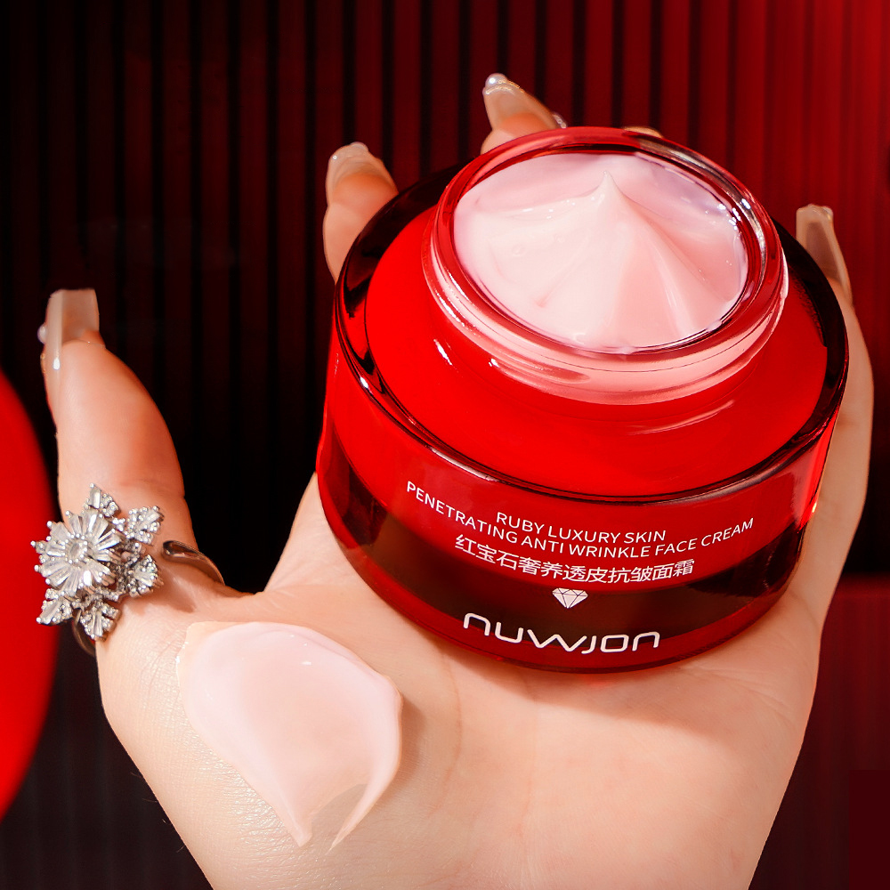 Luksusowy krem do twarzy Ruby, – Luxury Skincare For Women recenzja i cena